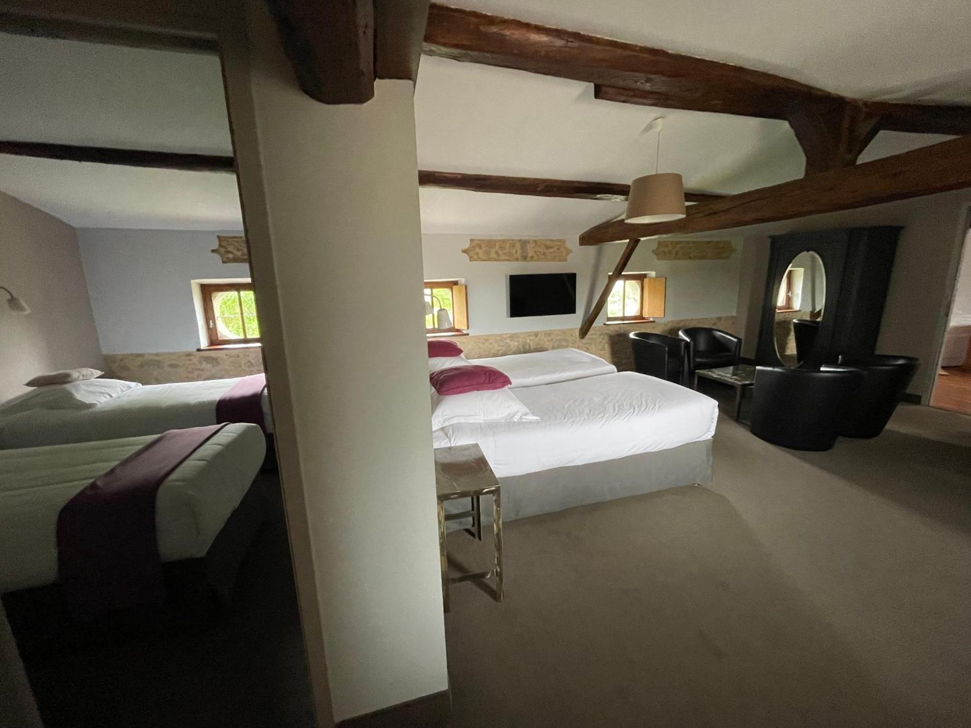 Logis Chateau De Hotel